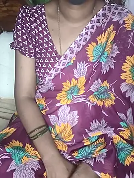 Snapshot of SindhuHappy chatting on 11.02.25 SindhuHappy online show from 11.02.25