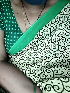 Snapshot of SindhuHappy chatting on 11.06.25 SindhuHappy online show from 11.06.25