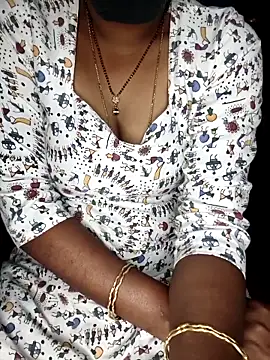 Snapshot of SindhuHappy chatting on 01.08.26 SindhuHappy online show from 01.08.26