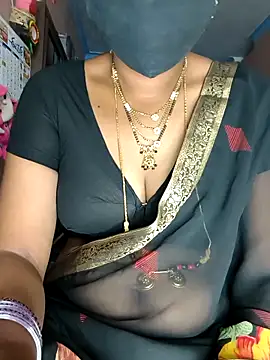 Snapshot of SindhuHappy chatting on 04.28.26 SindhuHappy online show from 04.28.26