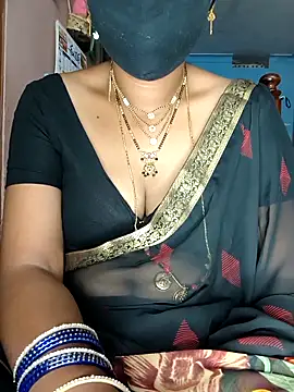 Snapshot of SindhuHappy chatting on 04.29.26 SindhuHappy online show from 04.29.26