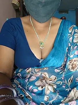 Snapshot of SindhuHappy chatting on 07.17.26 SindhuHappy online show from 07.17.26