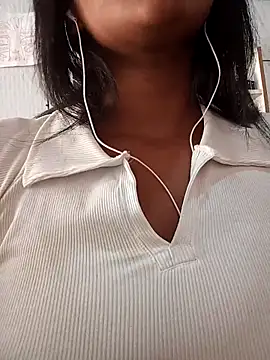 Snapshot of poderosa6969 chatting on 11.15.25 poderosa6969 online show from 11.15.25