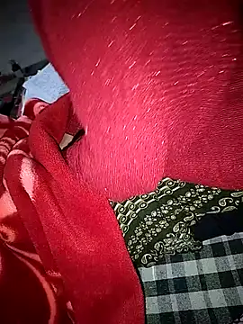 Snapshot of sexy__girls98 chatting on 11.21.25 sexy girls98 online show from 11.21.25