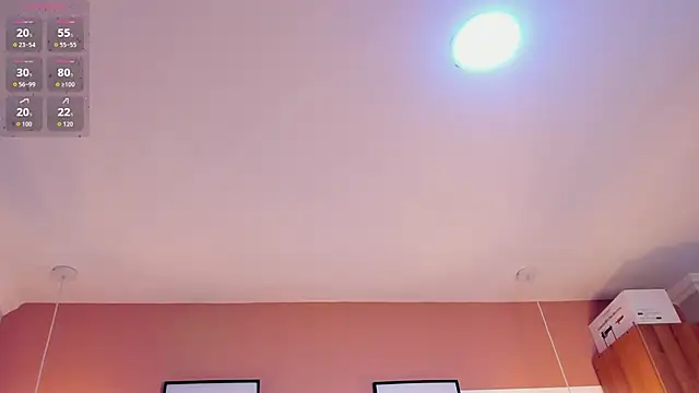 Mia Valentine  online show from 12.18.25