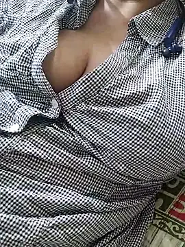 Janvi -Love online show from 10.03.25