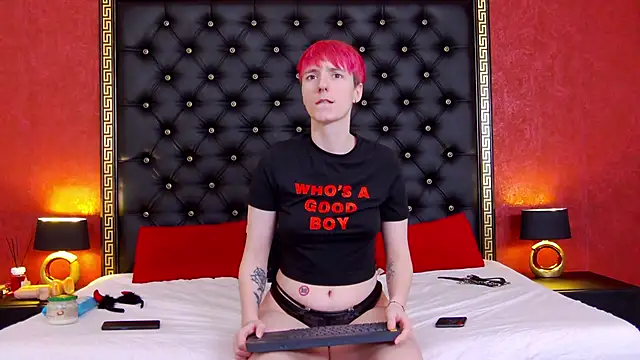 Snapshot of Luna_Devil_ chatting on 02.20.26 Luna Devil online show from 02.20.26