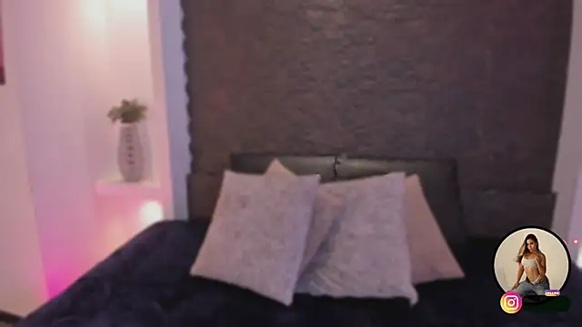 aby smiith  online show from 04.06.26