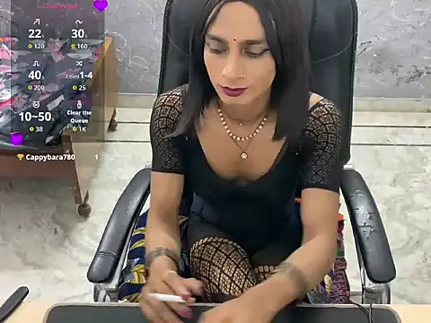 LuvLayla online show from 08.09.26