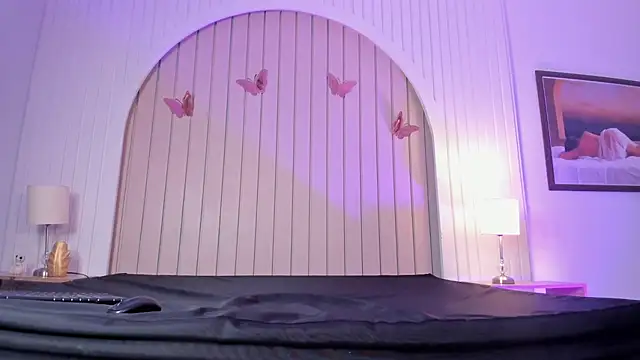 Snapshot of ALICESANDOVAL chatting on 10.26.25 ALICESANDOVAL online show from 10.26.25