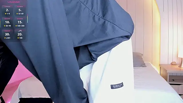 Snapshot of ALICESANDOVAL chatting on 03.20.26 ALICESANDOVAL online show from 03.20.26