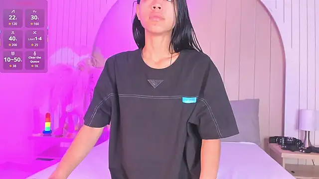 Snapshot of ALICESANDOVAL chatting on 04.06.26 ALICESANDOVAL online show from 04.06.26