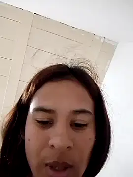 Snapshot of dali0420 chatting on 10.11.25 dali0420 online show from 10.11.25