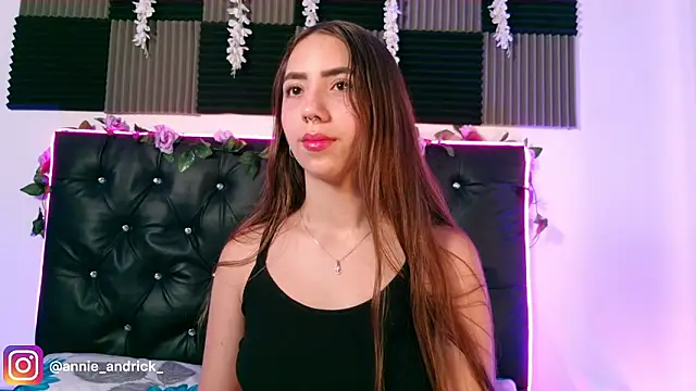  leda swan  online show from 03.18.26