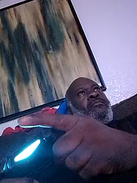 Snapshot of jamalcarter chatting on 10.24.25 jamalcarter online show from 10.24.25