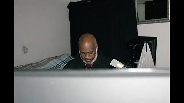 Snapshot of jamalcarter chatting on 01.12.26 jamalcarter online show from 01.12.26