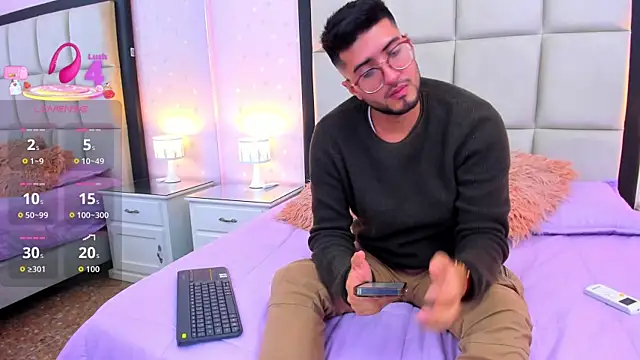 bryXonStorm online show from 09.18.25