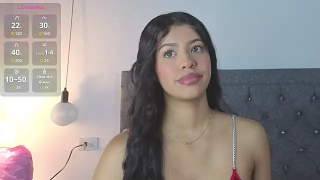 Snapshot of emma_blake_ chatting on 10.06.25 emma blake  online show from 10.06.25