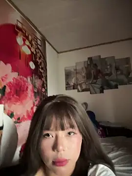 SarahBeii online show from 09.11.25