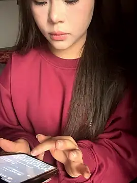 SarahBeii online show from 01.07.26