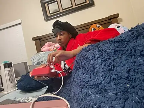 Brooke012 online show from 04.13.26