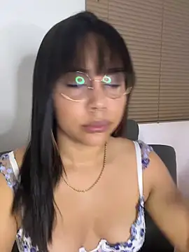 Snapshot of P_A_U_L_I_N_A_ chatting on 02.27.26 P A U L I N A online show from 02.27.26