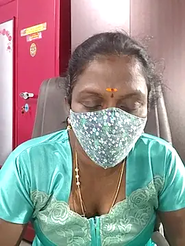 Snapshot of umashreetamil chatting on 02.10.26 umashreetamil online show from 02.10.26