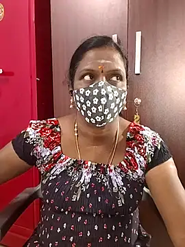 Snapshot of umashreetamil chatting on 02.11.26 umashreetamil online show from 02.11.26