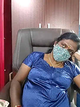 Snapshot of umashreetamil chatting on 02.13.26 umashreetamil online show from 02.13.26