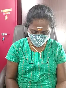 Snapshot of umashreetamil chatting on 02.16.26 umashreetamil online show from 02.16.26