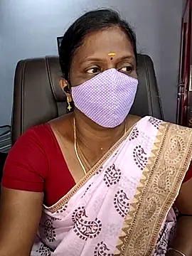 Snapshot of umashreetamil chatting on 02.28.26 umashreetamil online show from 02.28.26