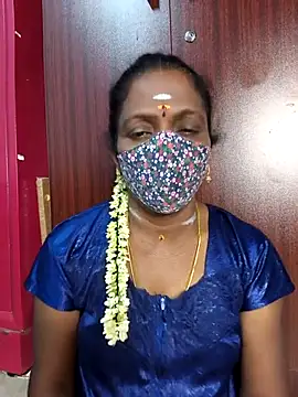 Snapshot of umashreetamil chatting on 04.19.26 umashreetamil online show from 04.19.26