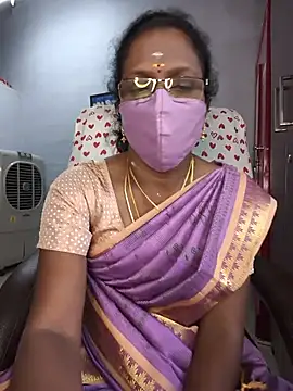 Snapshot of umashreetamil chatting on 05.14.26 umashreetamil online show from 05.14.26
