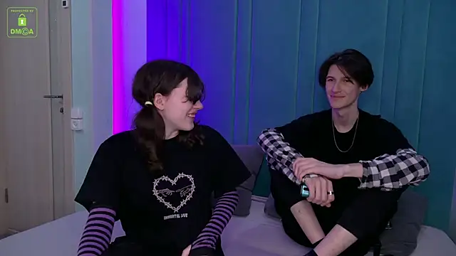 Snapshot of ViviaraNGendy chatting on 09.25.25 ViviaraNGendy online show from 09.25.25