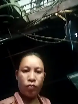 Snapshot of simi-lucy chatting on 09.14.25 simi-lucy online show from 09.14.25