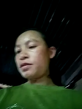 Snapshot of simi-lucy chatting on 09.24.25 simi-lucy online show from 09.24.25