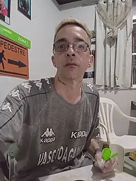 dinho carioca online show from 04.12.26