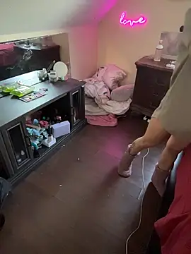 d3luluxx online show from 11.30.25