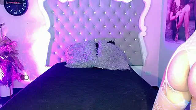 Snapshot of Honey_Moontsts chatting on 03.04.26 Honey Moontsts online show from 03.04.26