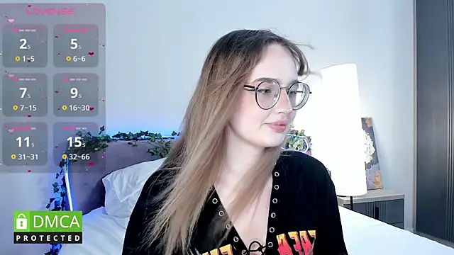 KyotoGlow online show from 09.20.25