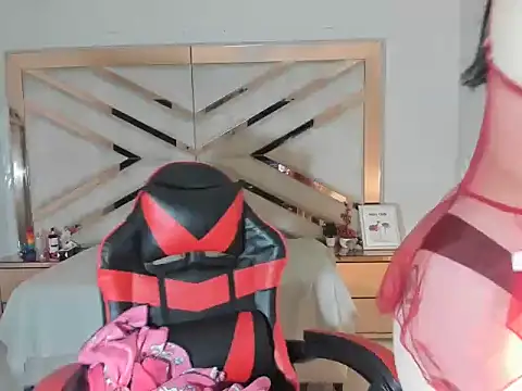 Zulema R1 online show from 09.29.25