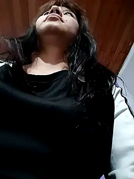 Snapshot of Zulema_R1 chatting on 03.31.26 Zulema R1 online show from 03.31.26