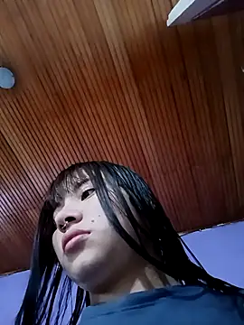 Snapshot of Zulema_R1 chatting on 04.02.26 Zulema R1 online show from 04.02.26