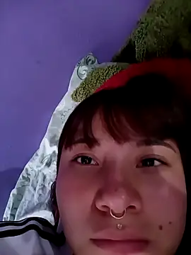 Snapshot of Zulema_R1 chatting on 04.12.26 Zulema R1 online show from 04.12.26