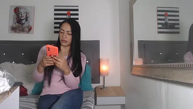 madison  love  online show from 10.06.25