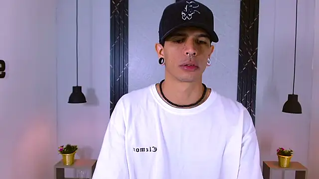 Franvill Trato online show from 09.20.25