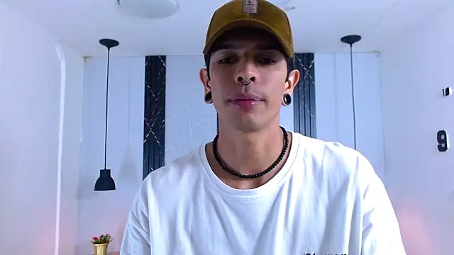 Franvill Trato online show from 11.28.25