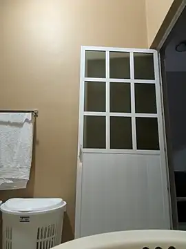 Snapshot of Darg98 chatting on 09.28.25 Darg98 online show from 09.28.25