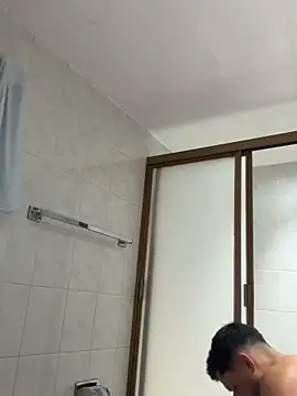 Snapshot of Darg98 chatting on 10.06.25 Darg98 online show from 10.06.25