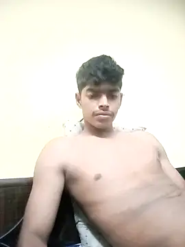 Snapshot of monster_33 chatting on 04.20.26 monster 33 online show from 04.20.26